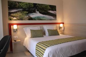 Superior Double Room room in Hôtel Saint Louis