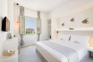 Peven Suites Paros Greece