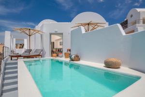 MILESTONE VILLAS Santorini Greece