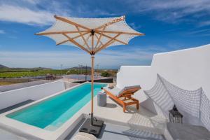 MILESTONE VILLAS Santorini Greece