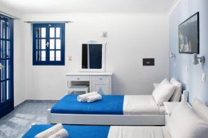 Roula Villa Studios & Apartments Santorini Greece