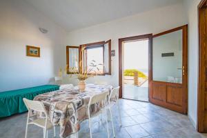 CASA VITALIA- SUPER Vista Mare-2 camere -Giardino-BBQ - WiFi FREE-Parcheggio IUNP5732