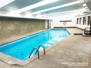 EL COLORADO, New Loft, SKI IN & OUT, 4 people, Hot POOL,Walking distance