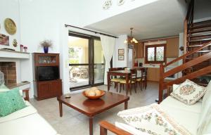 Villa Sanni Retreat by Luxlikehome