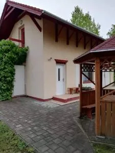 Tuja Vendégház - 陶马希