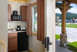 Deluxe Suite room in Rock Crest Lodge & Cabins