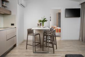 Holiday Homes Kanajt