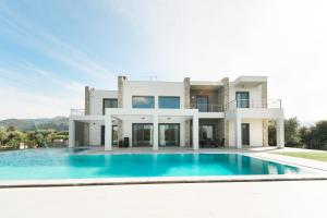 Villa Elizabeth, the ultimate private luxury villa Achaia Greece