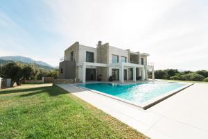 Villa Elizabeth, the ultimate private luxury villa Achaia Greece