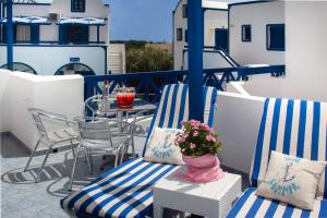 Roula Villa Studios & Apartments Santorini Greece