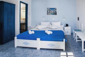 Roula Villa Studios & Apartments Santorini Greece