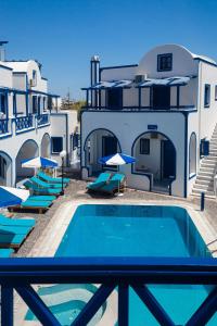 Roula Villa Studios & Apartments Santorini Greece