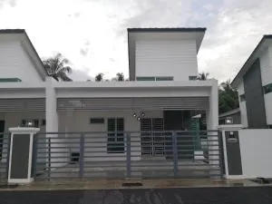 Aliya Villa Pulau Langkawi House - 兰卡威