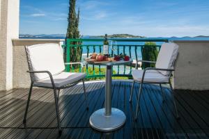 Superior Double Room with Balcony and Sea View room in Hotel Villa Radin