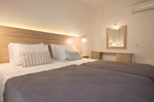 Porfyris Studios and Apartments