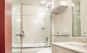 Phòng 2 giường đơn B (Twin Room B)