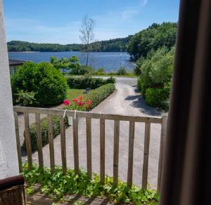 Hotels Logis Hotel du Lac : photos des chambres