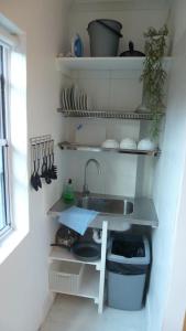 4 on Highworth Apartments and Studios