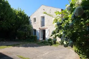 Gîte La Loge des Fées - Maillé Gîte La Loge des Fées - Maillé