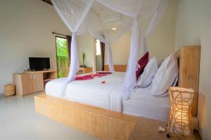 Three Gold Luxury Private Villas