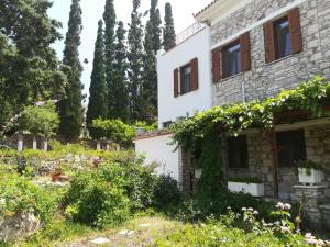 Pythais Hotel Samos Greece