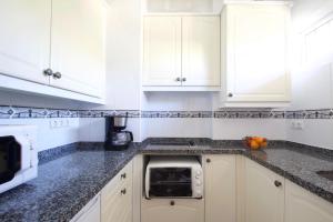 Charming sea view apartment nearby everything