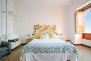 El Charco Suites