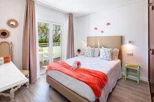 Apartamentos Flor da Laranja, Albufeira by AlgarveBlossom