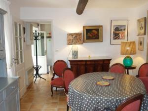 Maisons de vacances Holiday Home Le Mazet by Interhome : photos des chambres