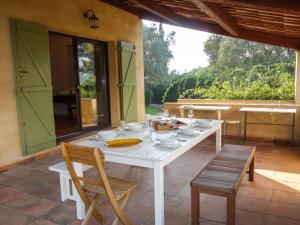 Maisons de vacances Holiday Home Le Nid by Interhome : photos des chambres