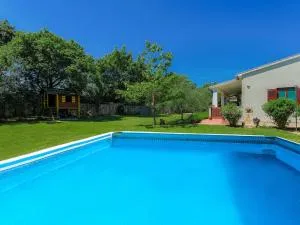 Holiday Home Corina by Interhome - سيسان