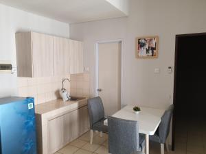 Expressia Stay at Serpong Greenview Apartment