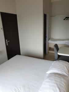 Expressia Stay at Serpong Greenview Apartment
