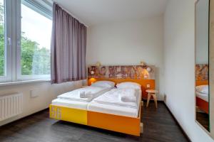 Double Room for Single Use room in MEININGER Hotel Hamburg City Center