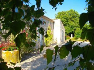 B&B / Chambres d'hotes Chambres d'Hotes Domaine Le Fragnaud : Chambre Double