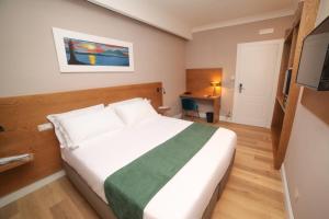 Deluxe Double or Twin Room room in Toledo Relais