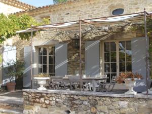 Maisons de vacances Countryhouse with Pool in Vaison la Romaine : photos des chambres