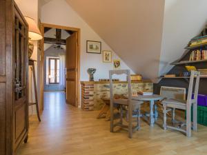 Maisons de vacances A comfortable way to go back in time to find space tranquillity and nature : photos des chambres