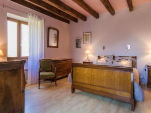 Maisons de vacances Chic holiday home with pool : photos des chambres