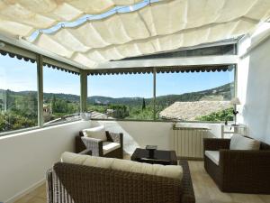 Villas Gorgeous Villa in Malaucene with a River Nearby : photos des chambres