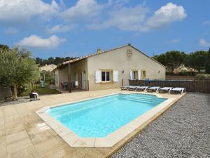 Villas Comfortable Villa with bubble bath in Montburn des Corbieres : photos des chambres