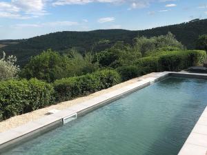 Delighful Villa in Berlou with Private Swimming Pool