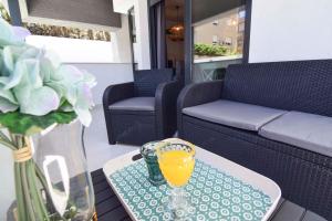 Letmalaga Carlos Haya