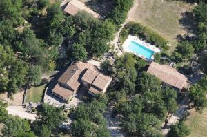 Hotels Hotel Lou Caleu restaurant le Rocher des Abeilles : photos des chambres