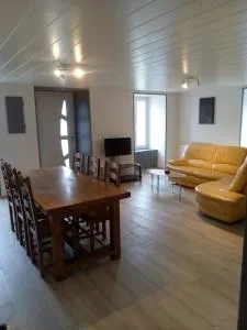 Bienvenue aux Iss - Pierre