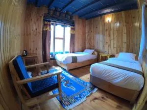 Odiyana Hotel - Hatisār