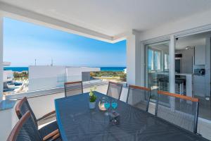 Villa Adria 4 luxury apartment with a pool 