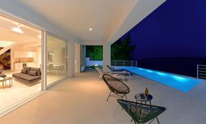 Villa V - private pool, special location & surroundings