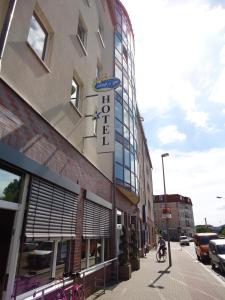 2 star hotel Sleep & Go Hotel Magdeburg Magdeburgo Germania