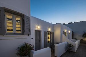 Joseph Studios Paros Greece